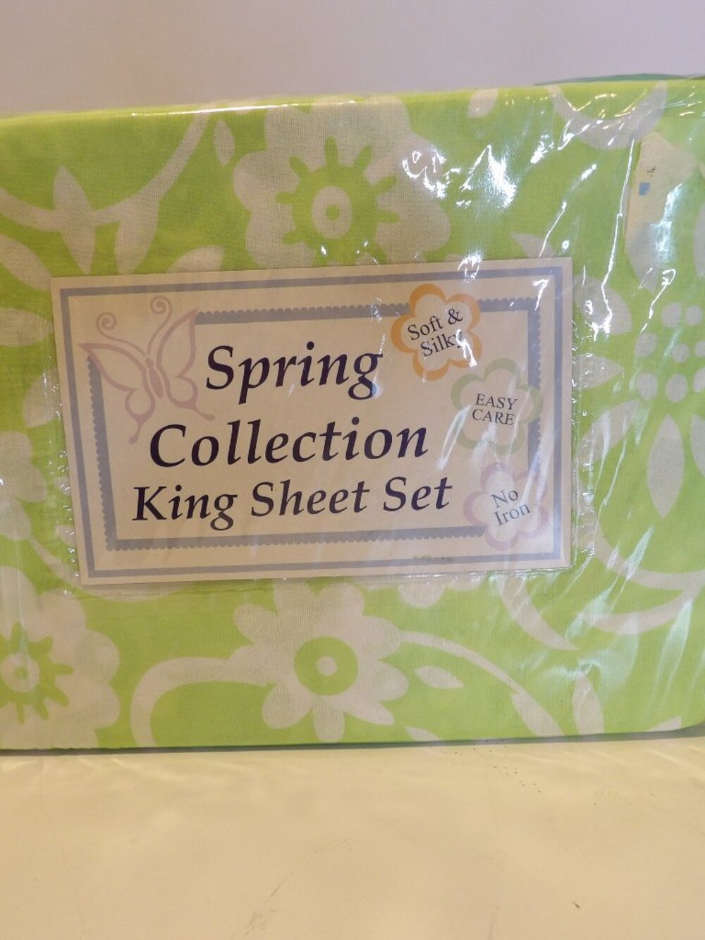 + NIP Spring Collection White/Green King Sheet Set